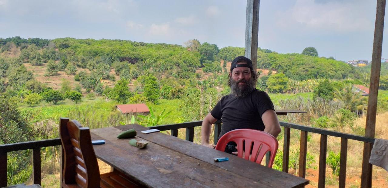 Srey Leap Homestay 반룽 외부 사진